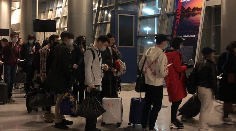 SCAT вернула домой студентов из России